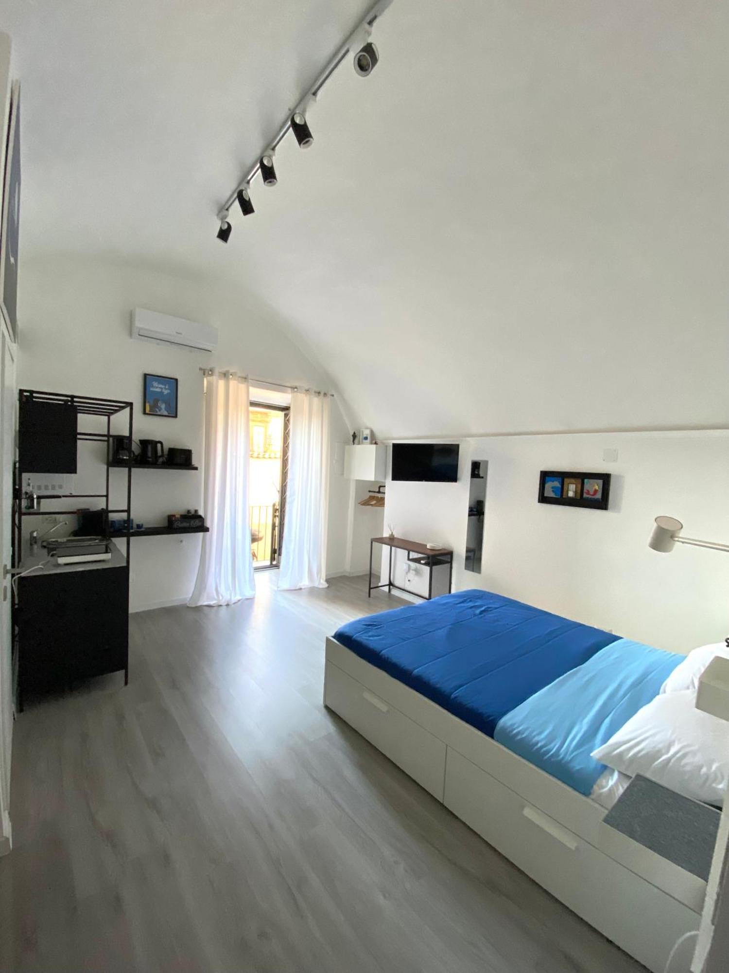 La Casa Di Partenope Неаполь Экстерьер фото